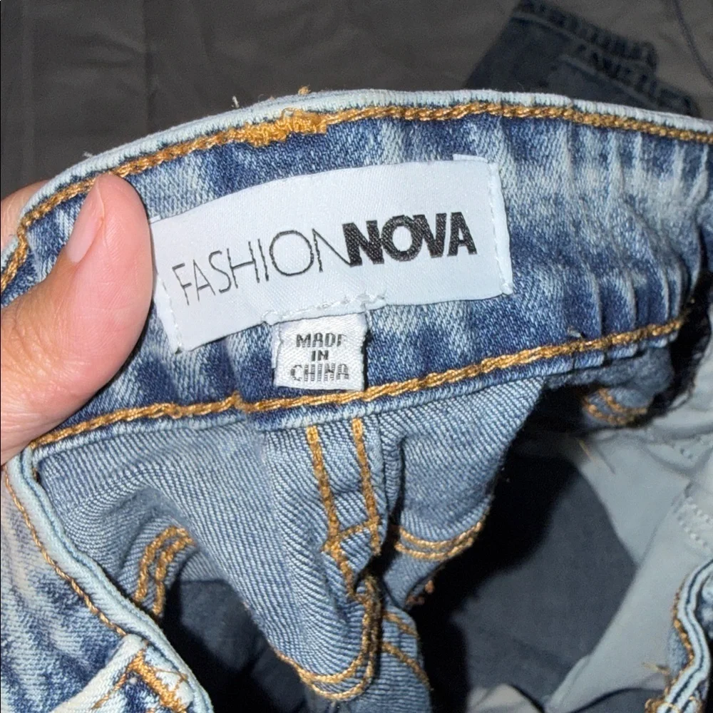 Skinny Jeans - Picture 4 of 5